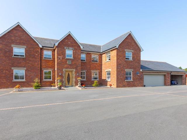 House for sale in Lea, Higher Bartle
