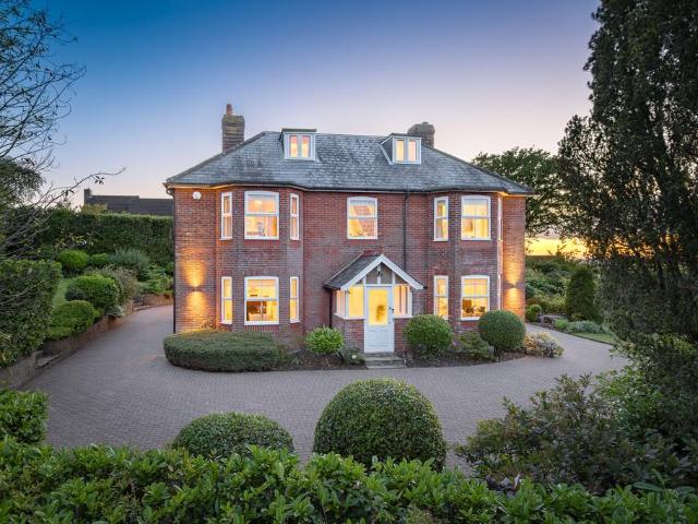 House for sale in Cross In Hand, East Sussex