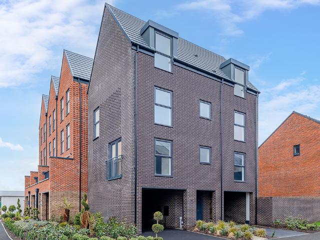 House for sale in Compton Acres, Barton In Fabis