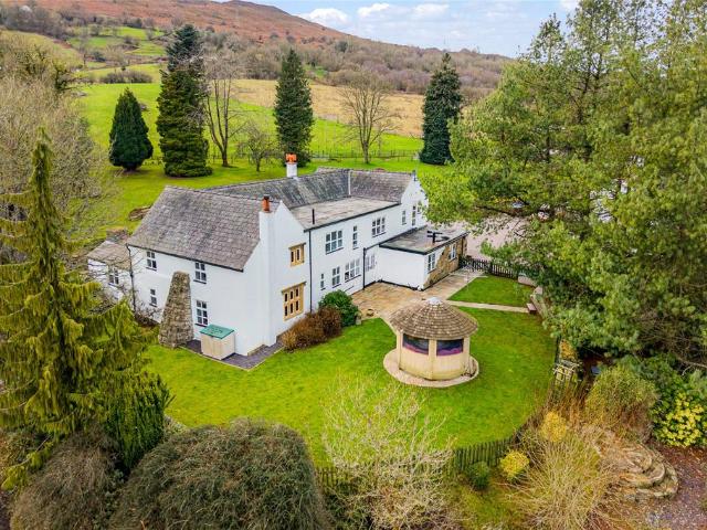 House for sale in Minera, Wales