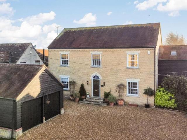 House for sale in Arrington, Cambridgeshire