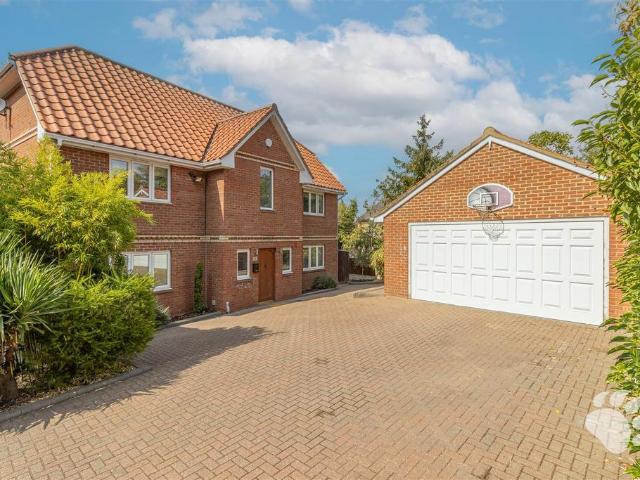 House for sale in Wickford
