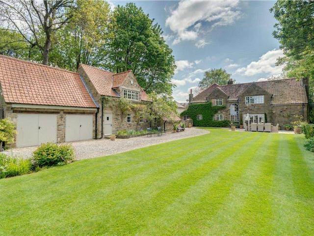 House for sale in Monk Fryston, Lumby