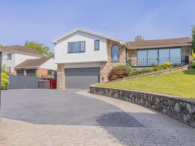 House for sale in Home Farm, Caerleon