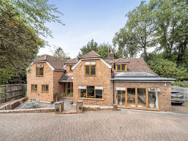 House for sale in Storrington and Sullington, Horsham