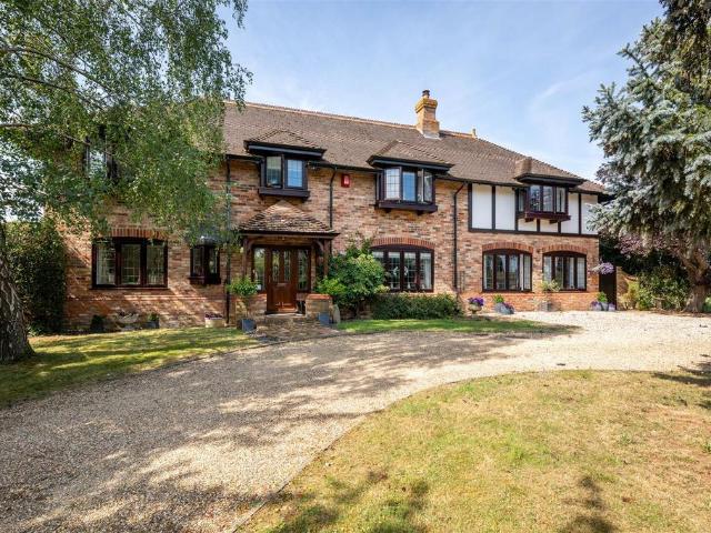 House for sale in Bedford