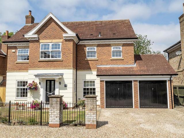 House for sale in High Field, York