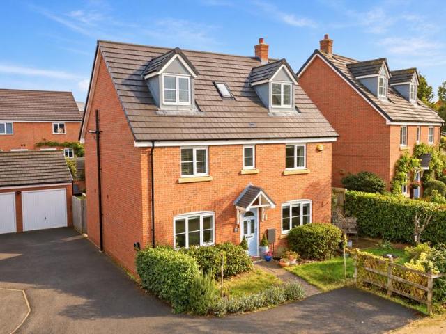 House for sale in Whitnash, Warwick