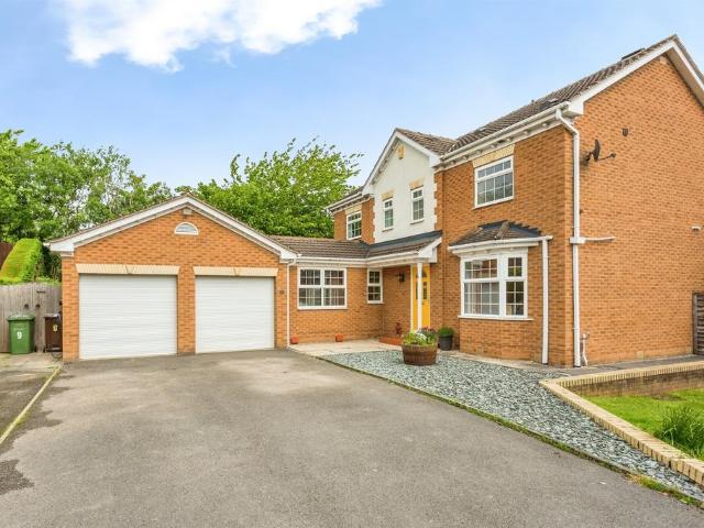 House for sale in West Yorkshire