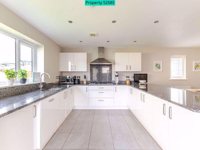House for sale in Ensleigh, Bath