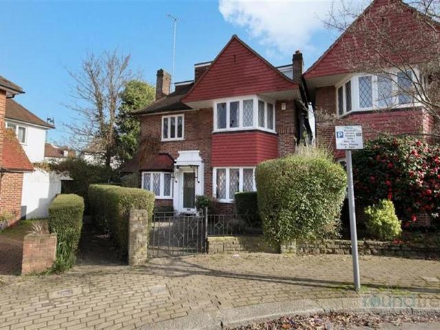 House for sale in Temple Fortune, Isle Of Man