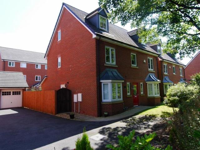 House for sale in Higher End, Wigan
