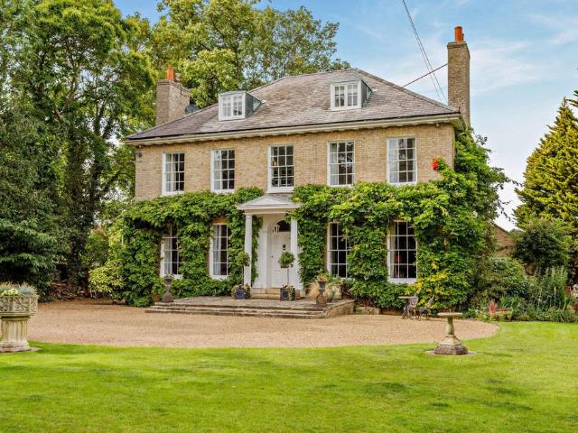 House for sale in Huntingdon, Cambridgeshire