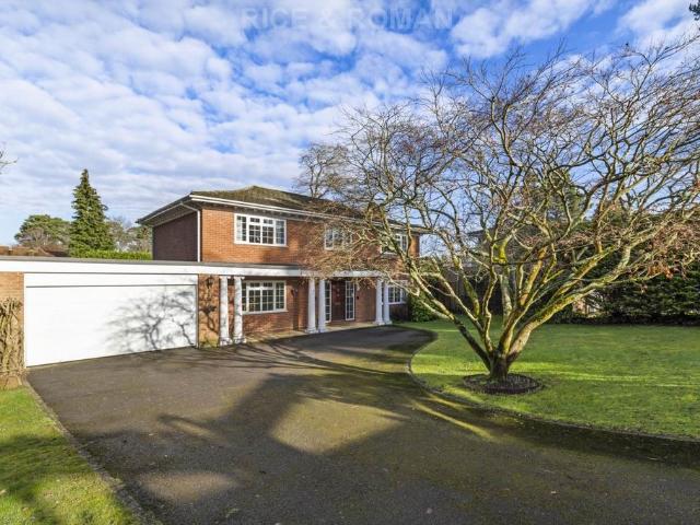 House for sale in Sunninghill and Ascot, Sunninghill