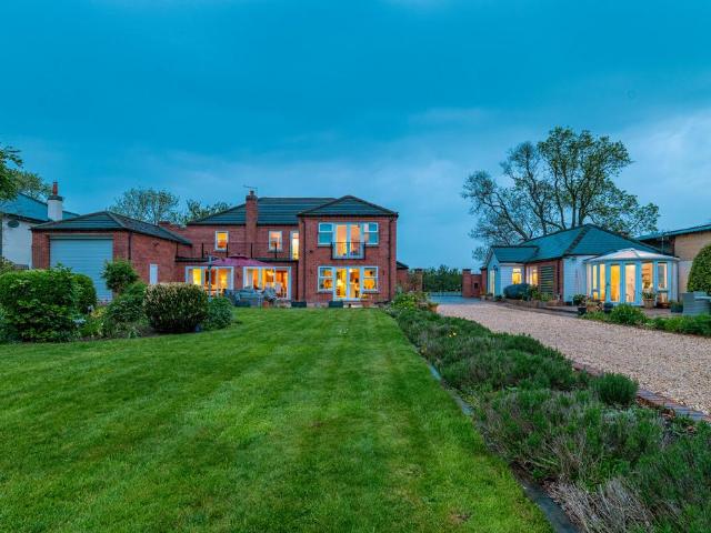 House for sale in Barholm, Lincolnshire