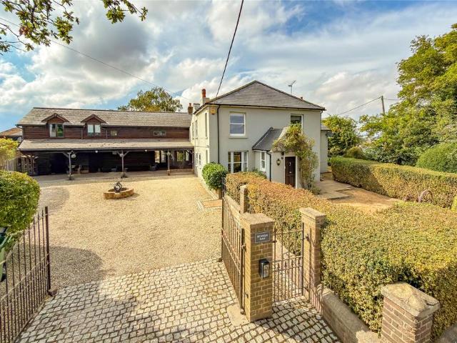 House for sale in Pouchen End, Hertfordshire
