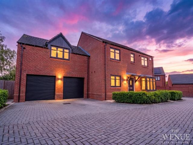 House for sale in Gedling, East Midlands