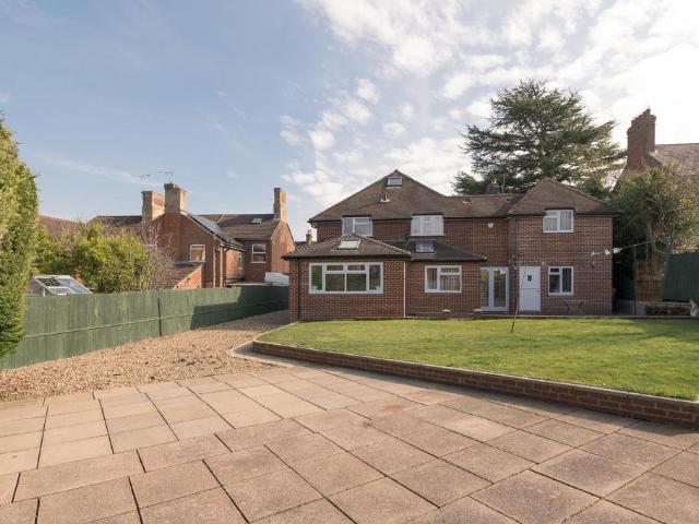 House for sale in Leighton-Linslade, Linslade
