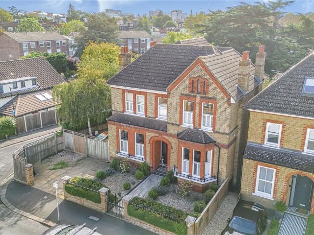 House for sale in London Borough of Richmond upon Thames, Greater London