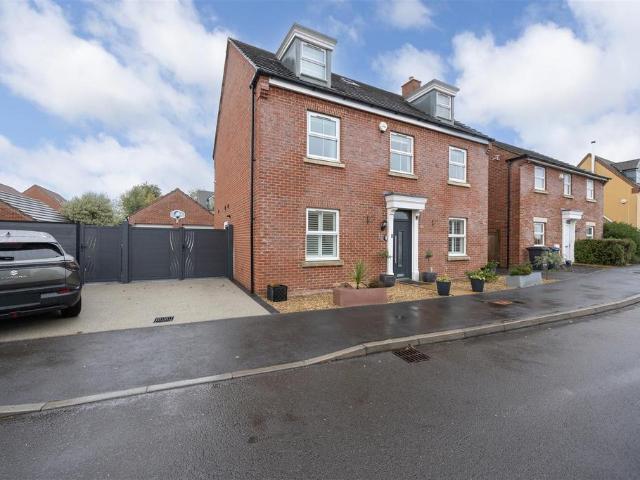 House for sale in Trowbridge, Hilperton