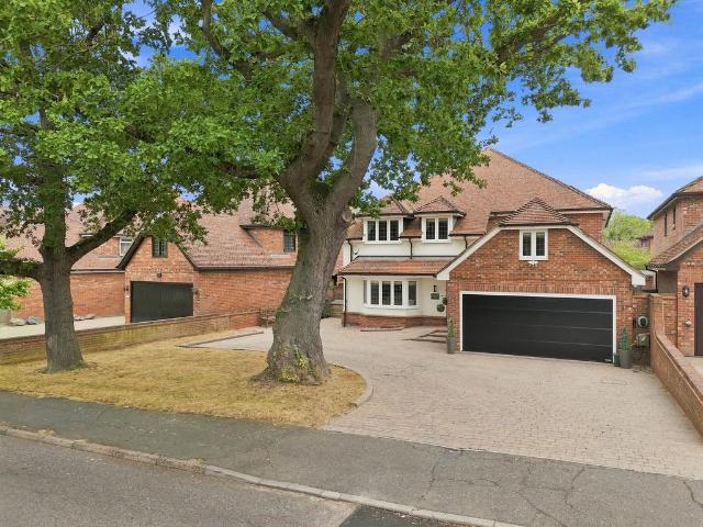 House for sale in Langdon Hills, Essex