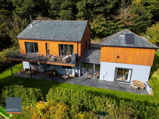 House for sale in Portreath, Cornwall
