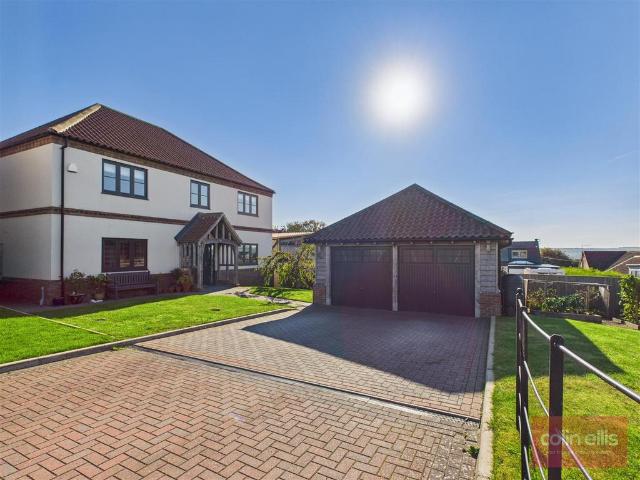 House for sale in East Ayton, North Yorkshire