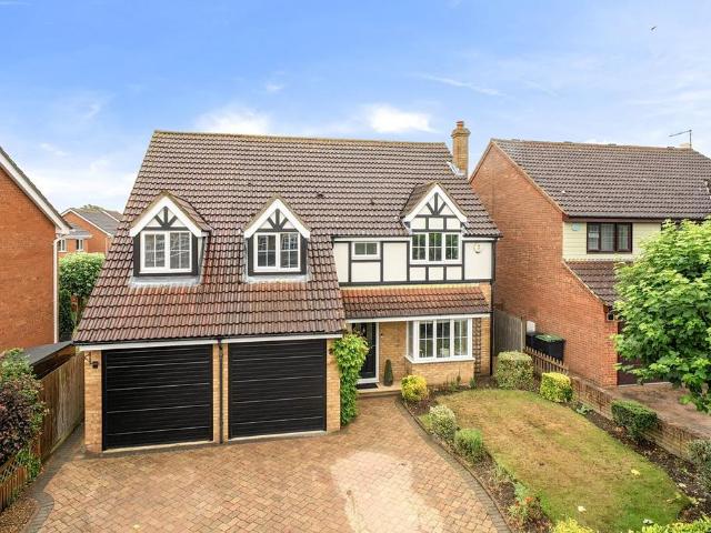House for sale in Shefford, Bedfordshire
