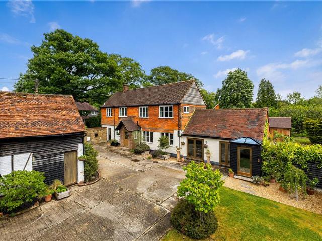 House for sale in Pachesham Park, Surrey