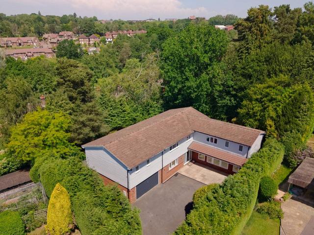 House for sale in Perryfields, West Sussex