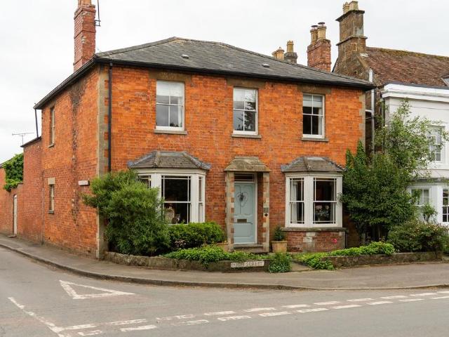 House for sale in Culworth, Northamptonshire