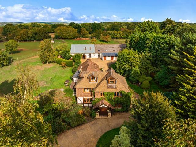 House for sale in Priestwood, Gravesham