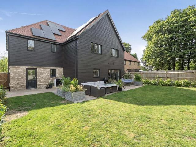House for sale in Folkestone, Kent