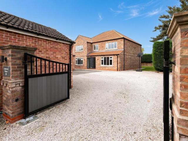 House for sale in Wilberfoss
