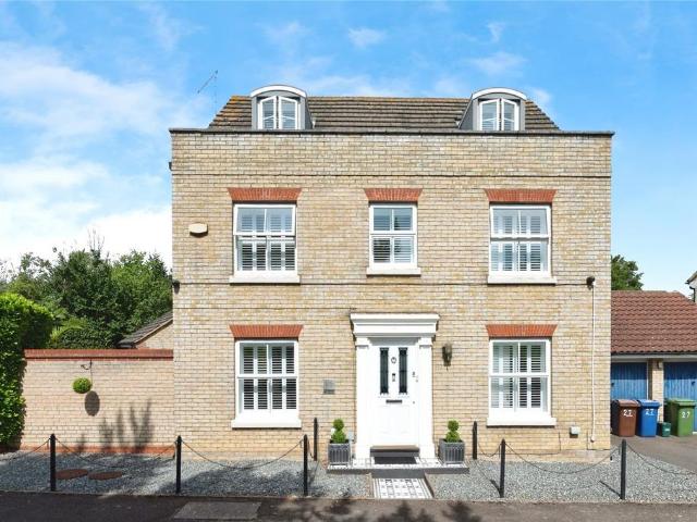 House for sale in South Ockendon, Essex