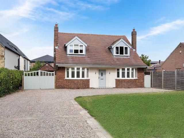 House for sale in Bramley, South Yorkshire