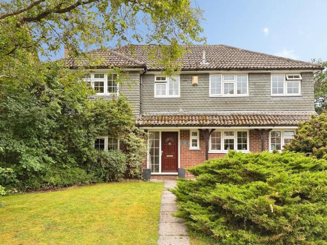 House for sale in Hart, Hampshire