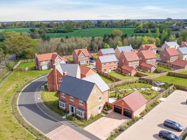 House for sale in Chelmondiston, Suffolk