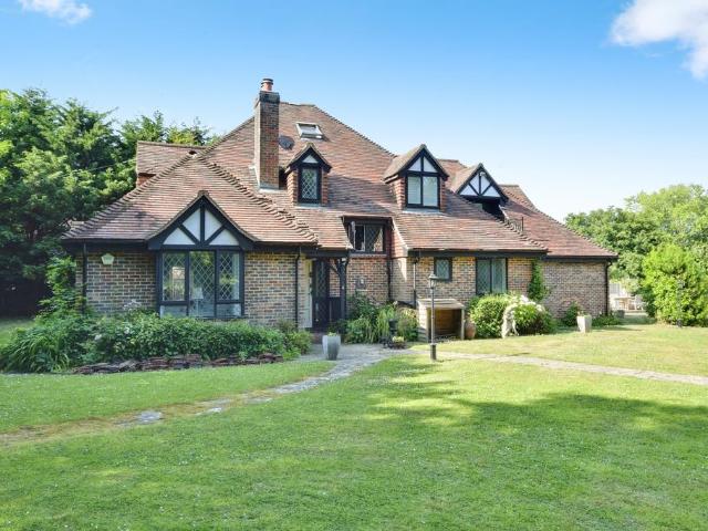 House for sale in Heathlands, East Sussex