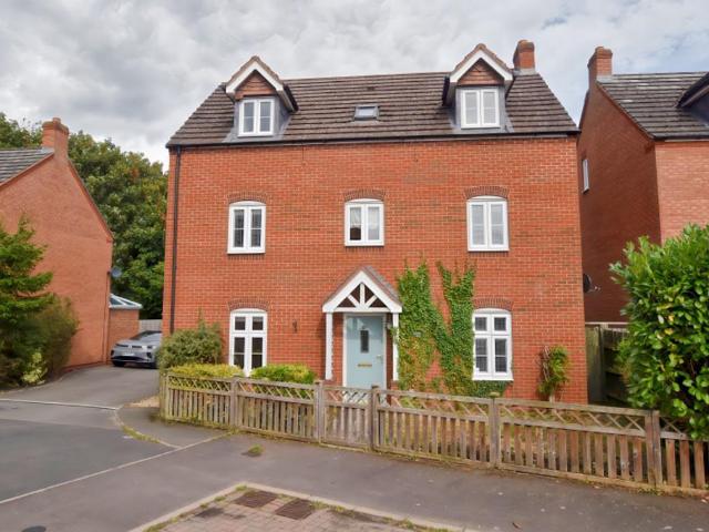 House for sale in Hinstock