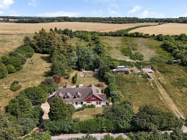 House for sale in Barton Stacey, Hampshire