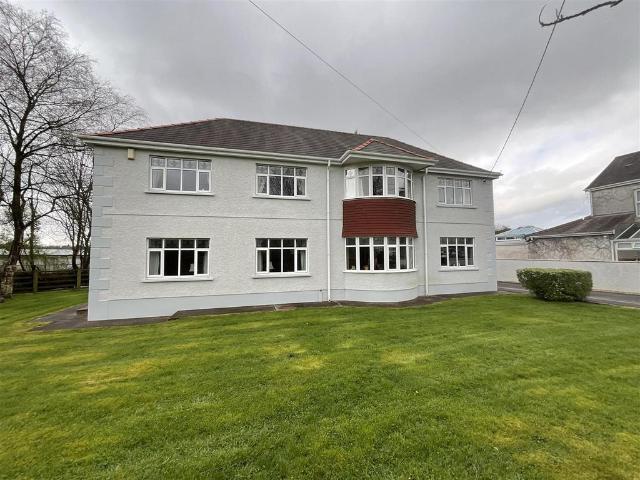 House for sale in Ammanford, Wales