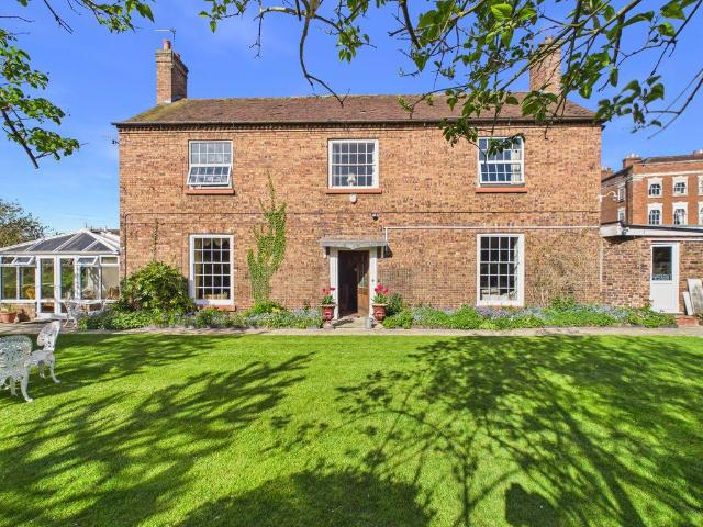 House for sale in Iron-bridge, Shropshire
