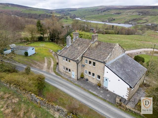 House for sale in Haworth and Stanbury, West Yorkshire