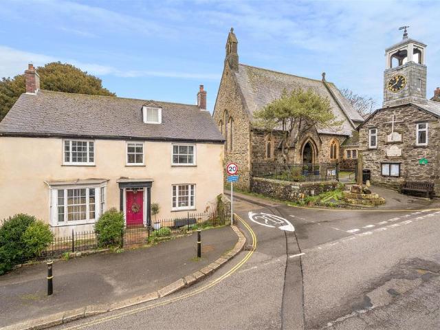 House for sale in Grampound, Cornwall