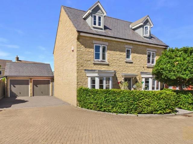 House for sale in School House, Gloucestershire