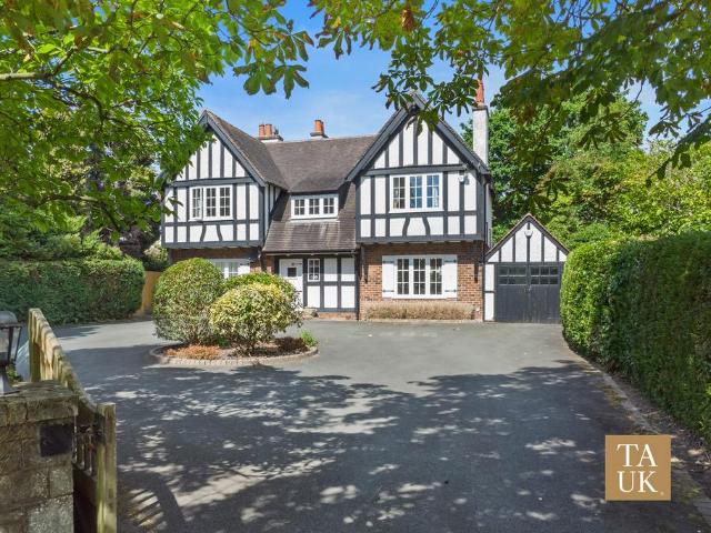 House for sale in Porthill, Frankwell