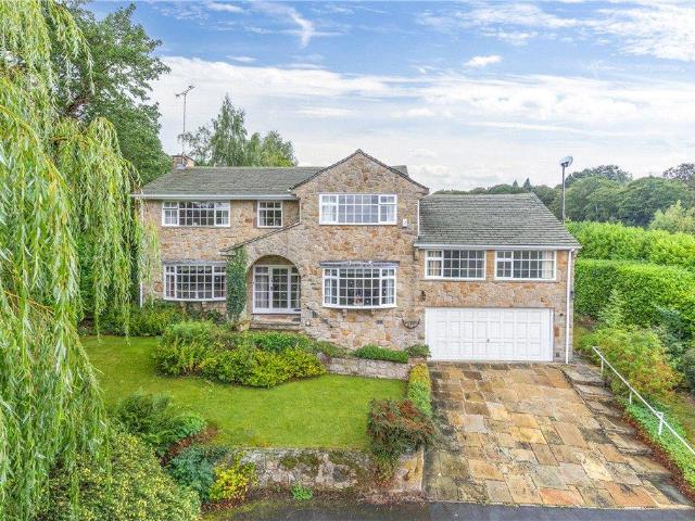 House for sale in Bramhope, West Yorkshire