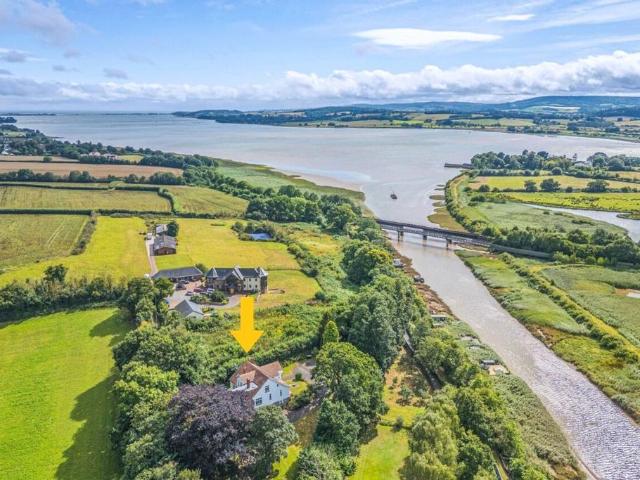 House for sale in Clyst St. George, Budlake