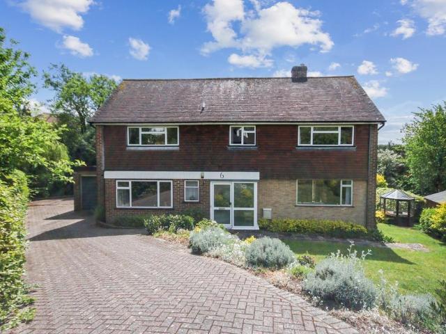 House for sale in Perryfields, West Sussex